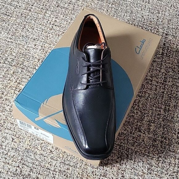Clarks unstructured mens 10 M